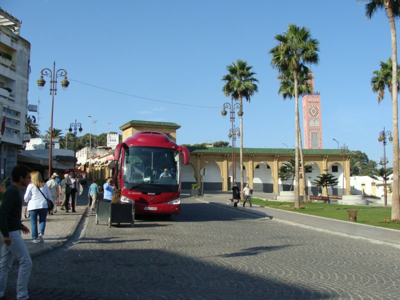 busbackattheplacedu9avril1947.jpg